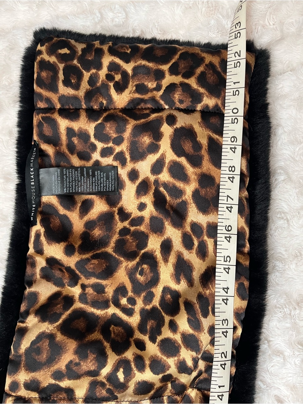 White House Black Market Black Faux Fur Scarf with Leopard Satin Lining - Picture 4 of 4